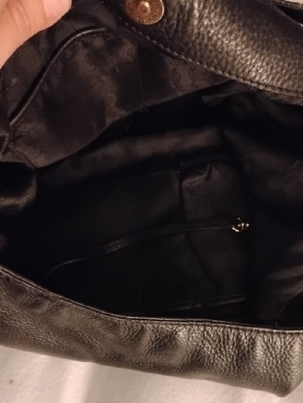 Michael Kors One Strap Shoulder Bag - Picture 4 of 5